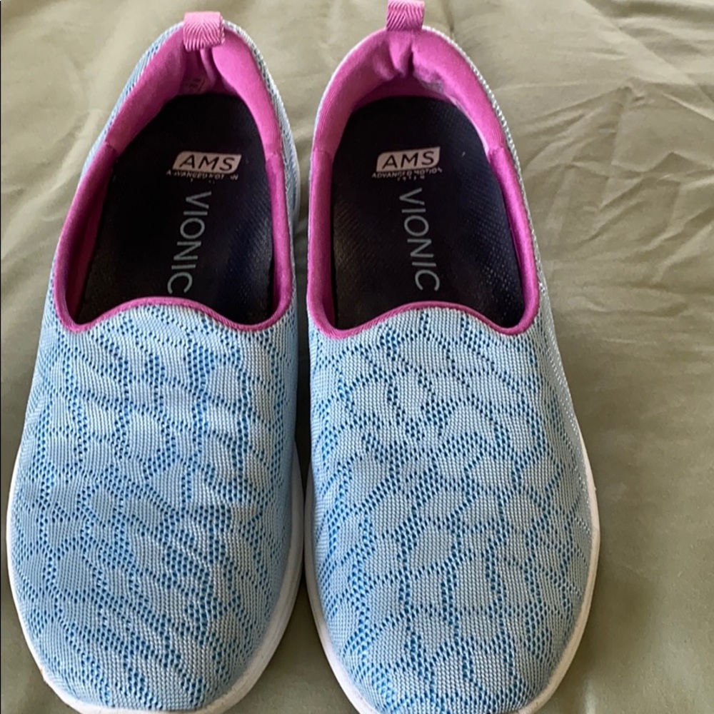 Women’s Shoes